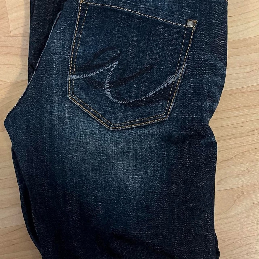 Women's VINTAGE Low rise Jeans in Dark Blue/ fits petit women